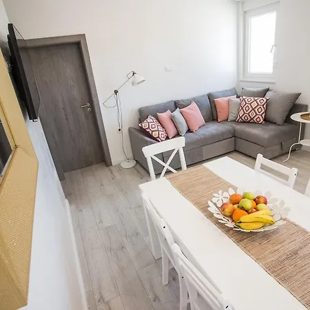 Duka Apartment