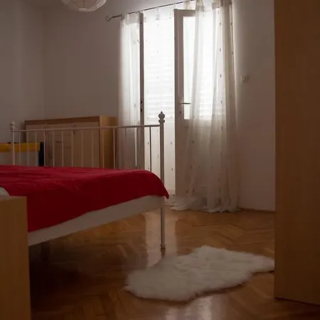 Duka Apartment